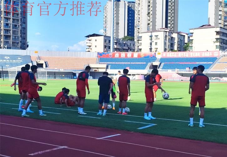 “模拟与实践相结合”--中国足协举办中甲联赛第四期视频助理裁判培训班